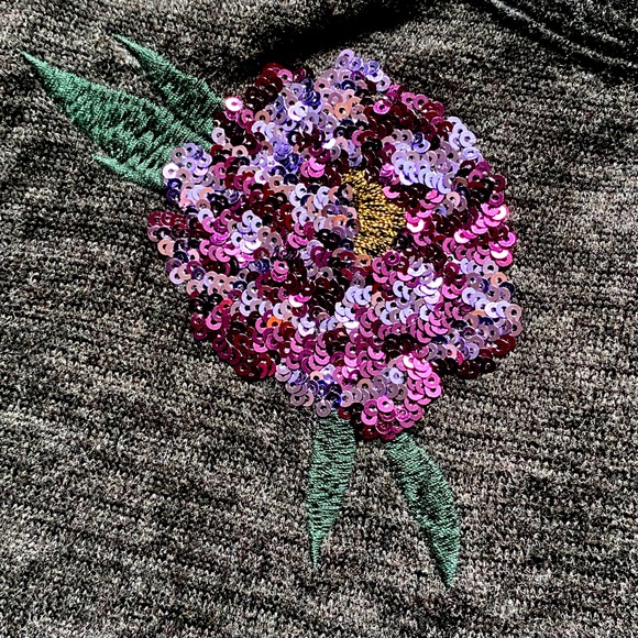 Zara top with sequin embellishment - Picture 3 of 3